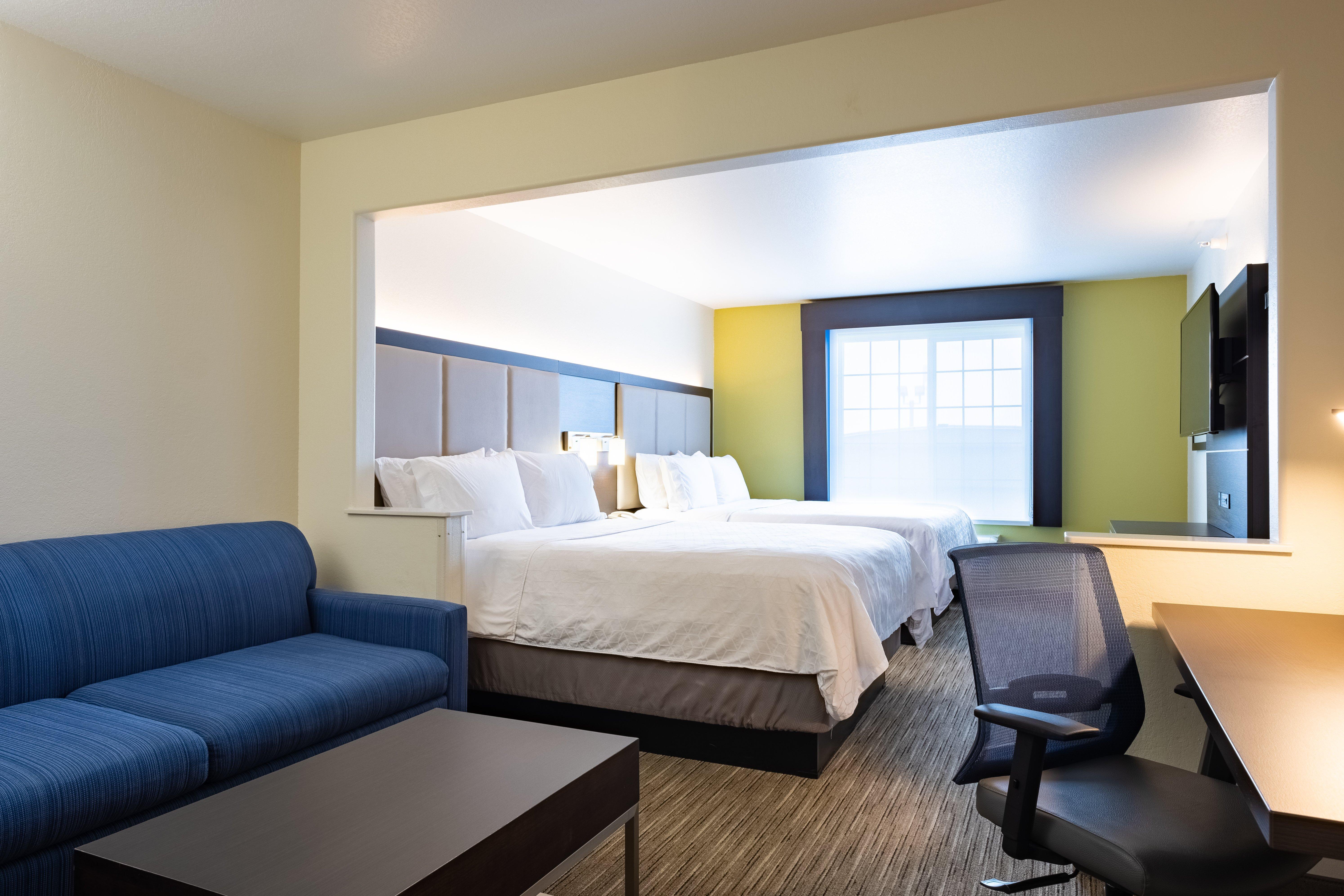 Holiday Inn Express Hotel & Suites Evanston By Ihg Exterior photo